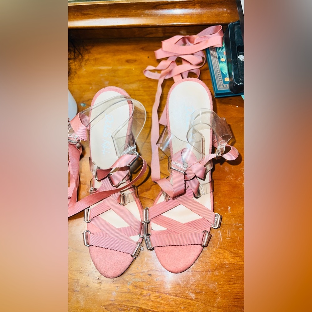 Women's Size 7 Dolls Kill Lace Up Faux Suede Heels In Pink